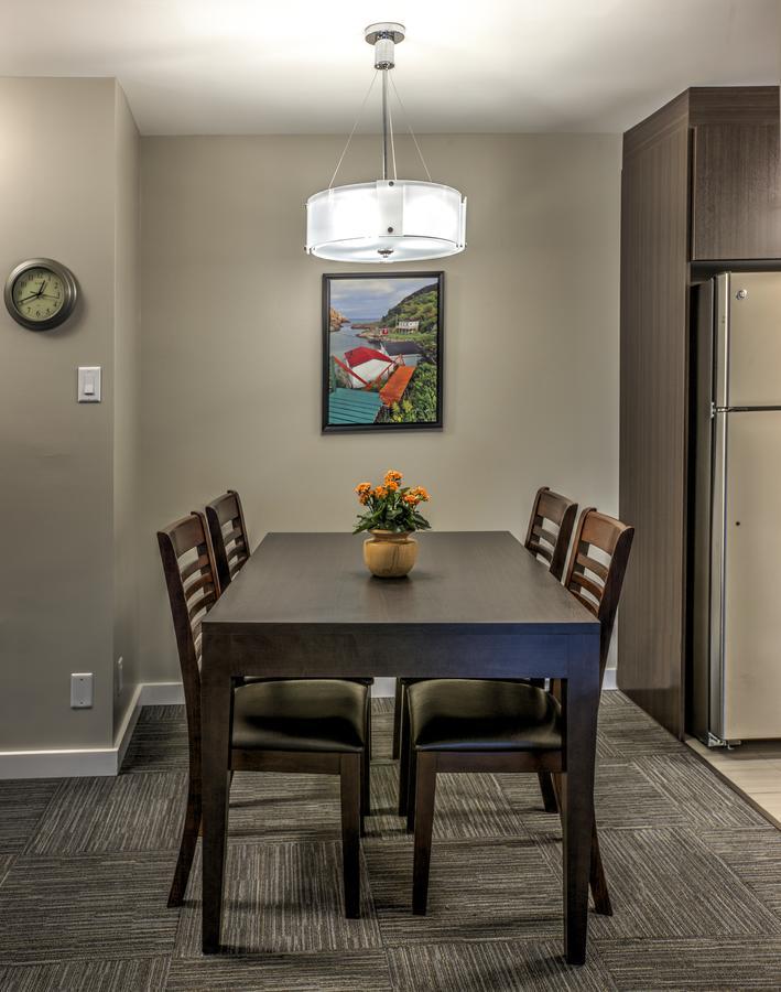Homeport Apartment Hotel 세인트존스 외부 사진