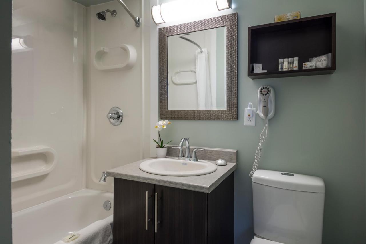 Homeport Apartment Hotel 세인트존스 외부 사진